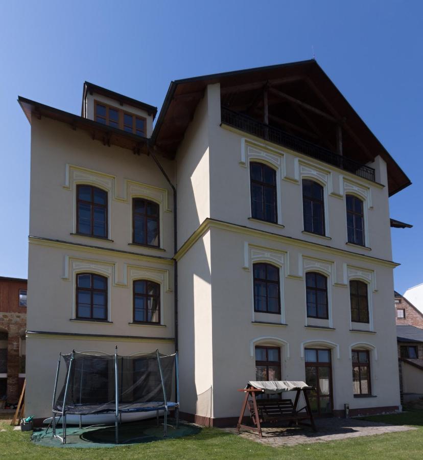 Apartmány Šetkova vila Jindřichův Hradec Exterior foto