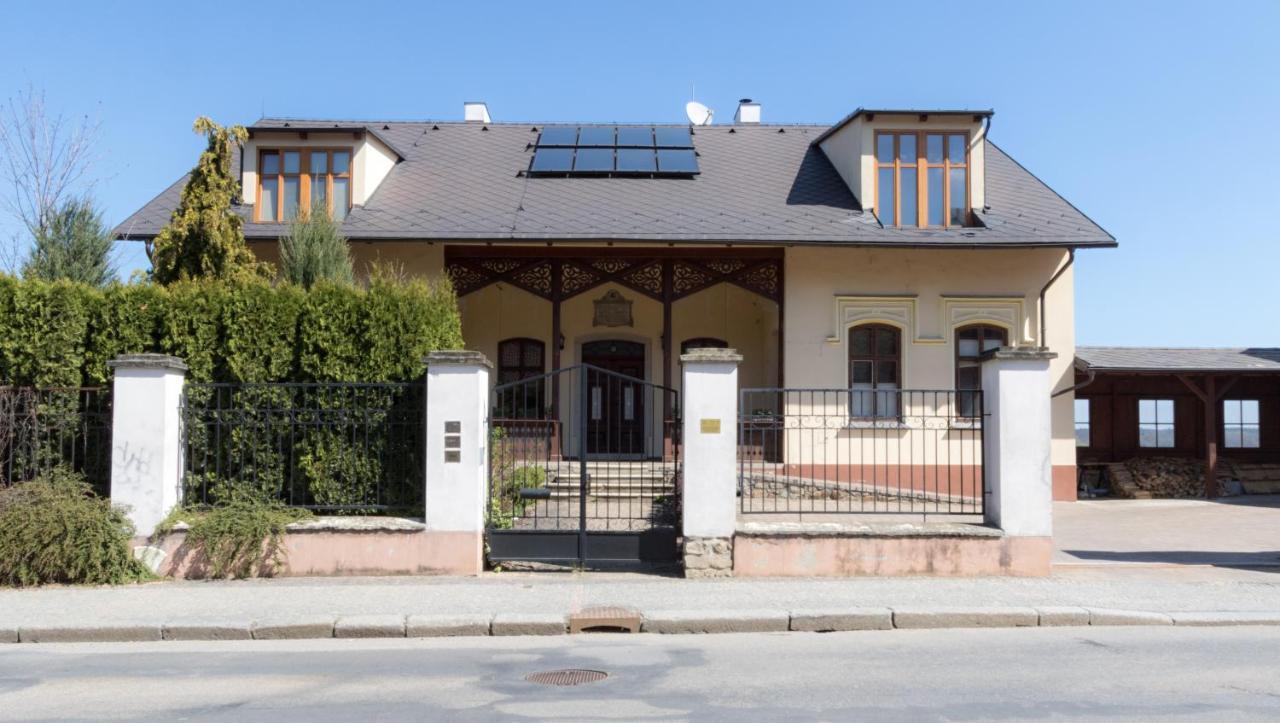 Apartmány Šetkova vila Jindřichův Hradec Exterior foto