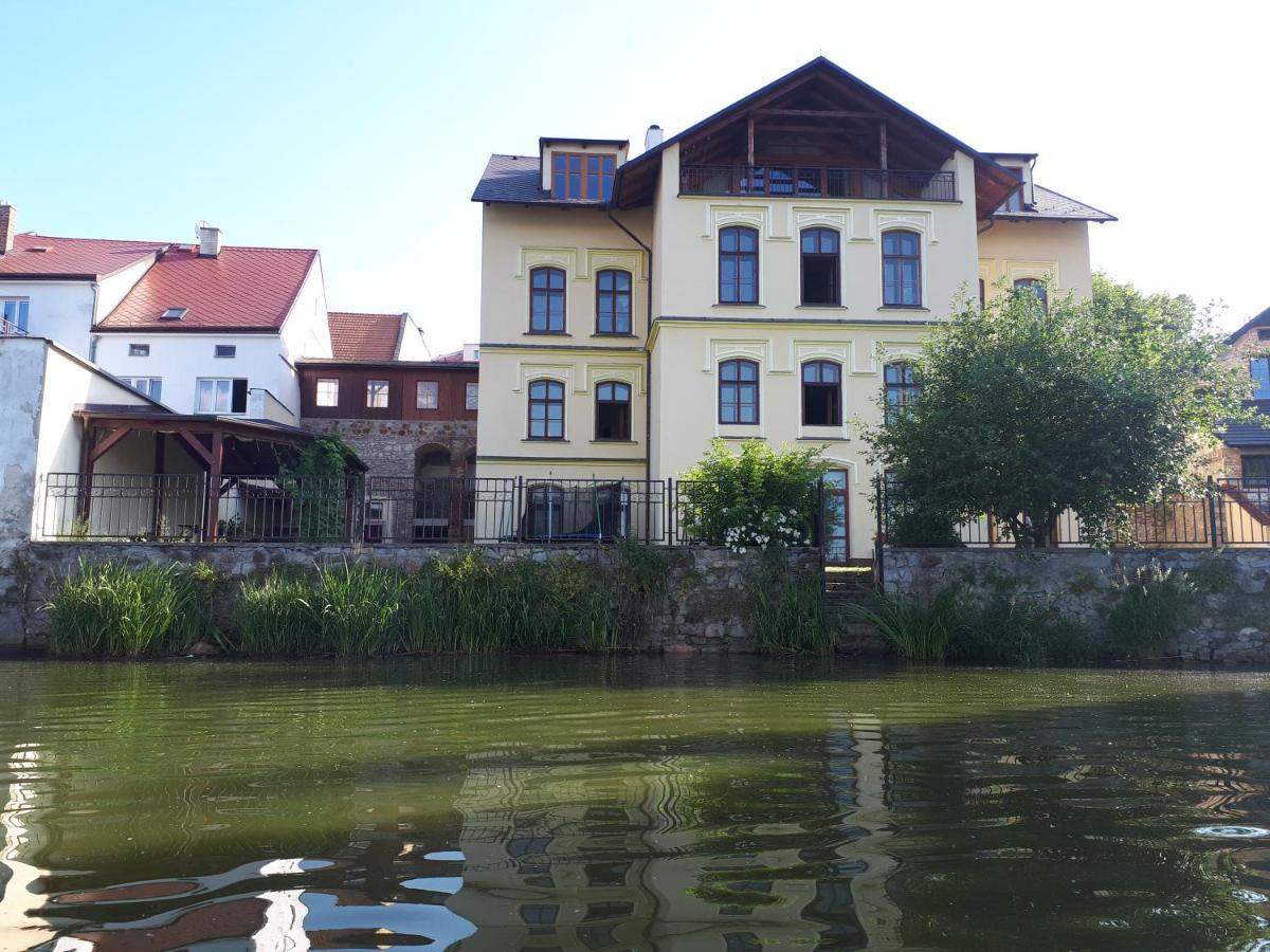 Apartmány Šetkova vila Jindřichův Hradec Exterior foto